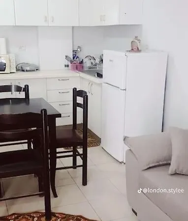 Mateo Apartment Qerret